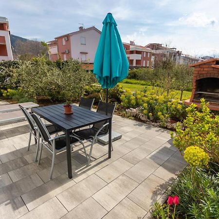 Apartment Magic Garden Башка Экстерьер фото