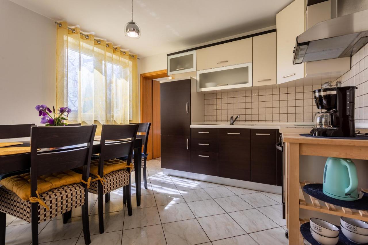Apartment Magic Garden Башка Экстерьер фото